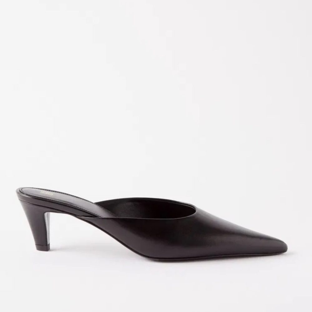 Toteme Pointed-Toe Leather Mules